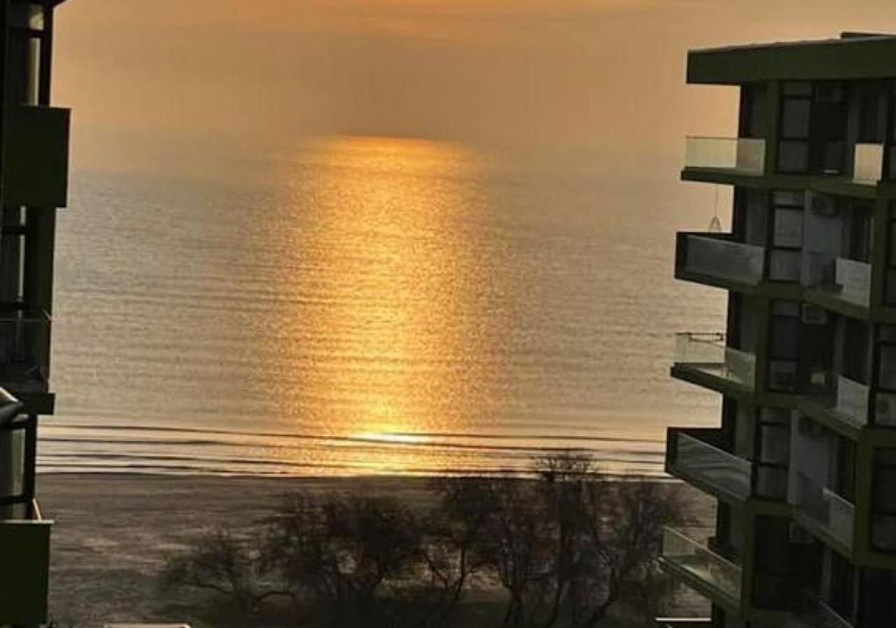 Năvodari Nicolas By Alezzii Beach Apartament Studio מראה חיצוני תמונה