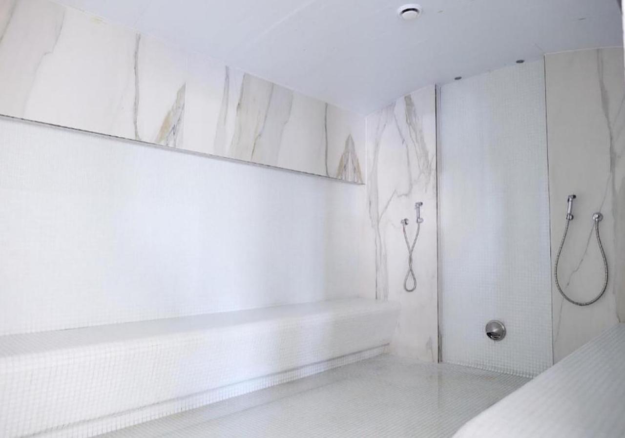 Năvodari Nicolas By Alezzii Beach Apartament Studio מראה חיצוני תמונה